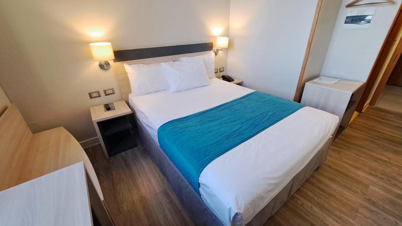 Hotel Diego De Almagro Calama Express Dış mekan fotoğraf