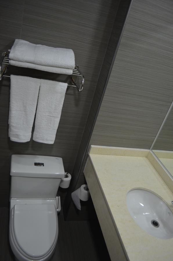 Hotel Diego De Almagro Calama Express Dış mekan fotoğraf
